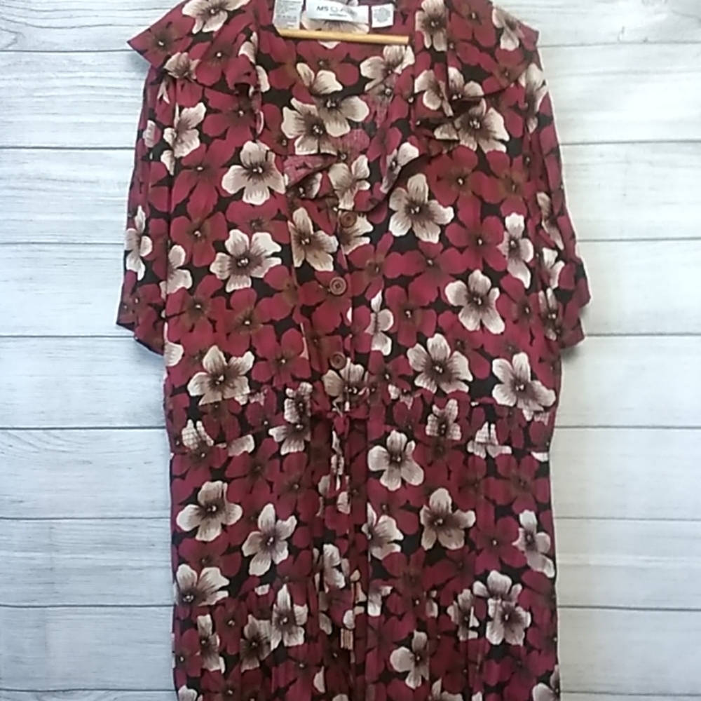 Ms Chaus Floral printed dress Size 24.